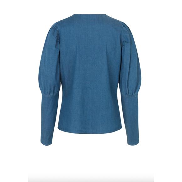 NEW CRAS enya shirt in denim - Picture 2 of 2